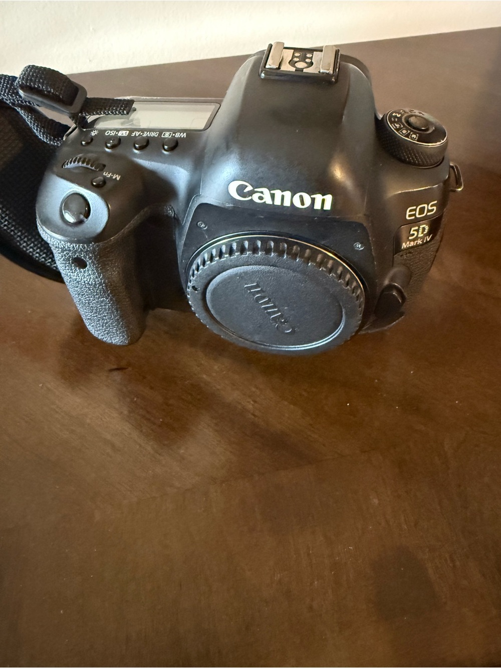 Canon EOS 5D Mark IV Full-Frame DSLR Body - Black